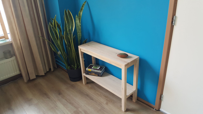 Bijzettafel van gepensioneerd eikenhout